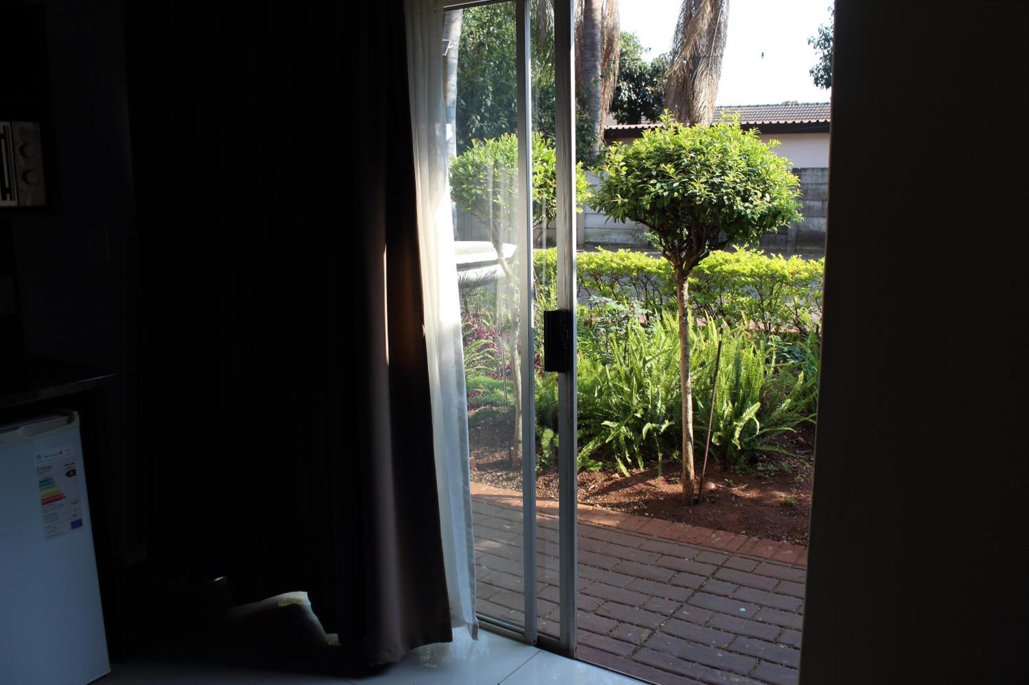 Purple Olive Guest House Pretoria Exterior photo